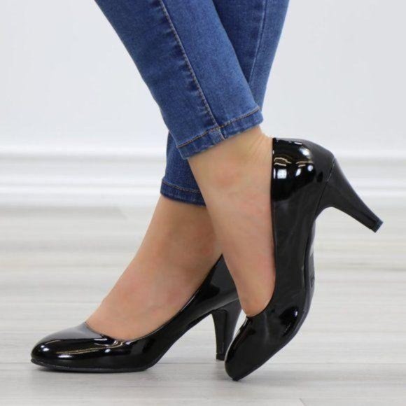 Black Paten Pointy Toe Kitten Low Heel Pumps - Picture 2 of 11